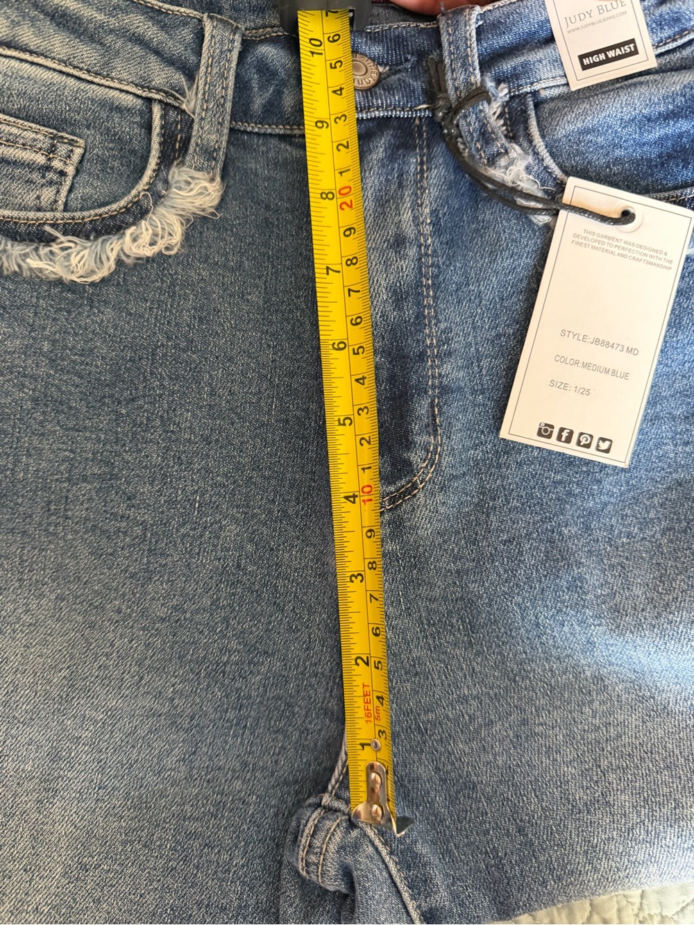 Judy Blue Size 1/25 High Rise Slim Fit Distressed Raw Hem Jeans NWT - Picture 13 of 15